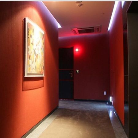 Antives Hotel Goyang Bagian luar foto