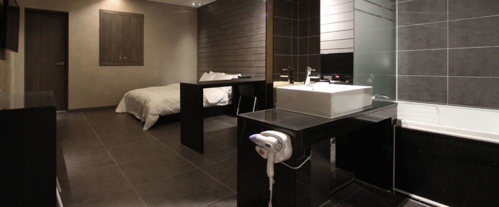 Antives Hotel Goyang Bagian luar foto